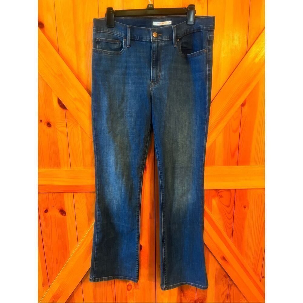 Levi's Slimming Boot Jeans Size 32 Womens Dark Wash Blue Denim (3412)